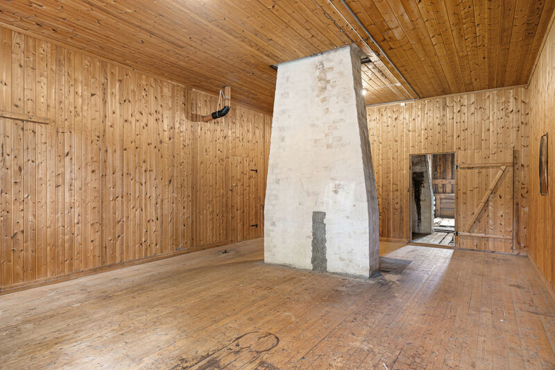 - Loft -